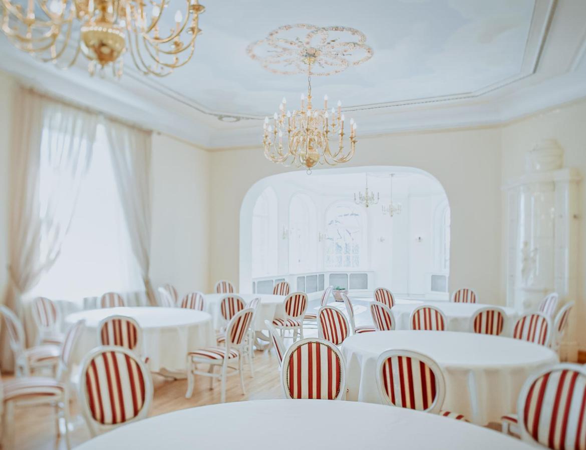 Piena muiža - Berghof Hotel&SPA Sieksate Buitenkant foto