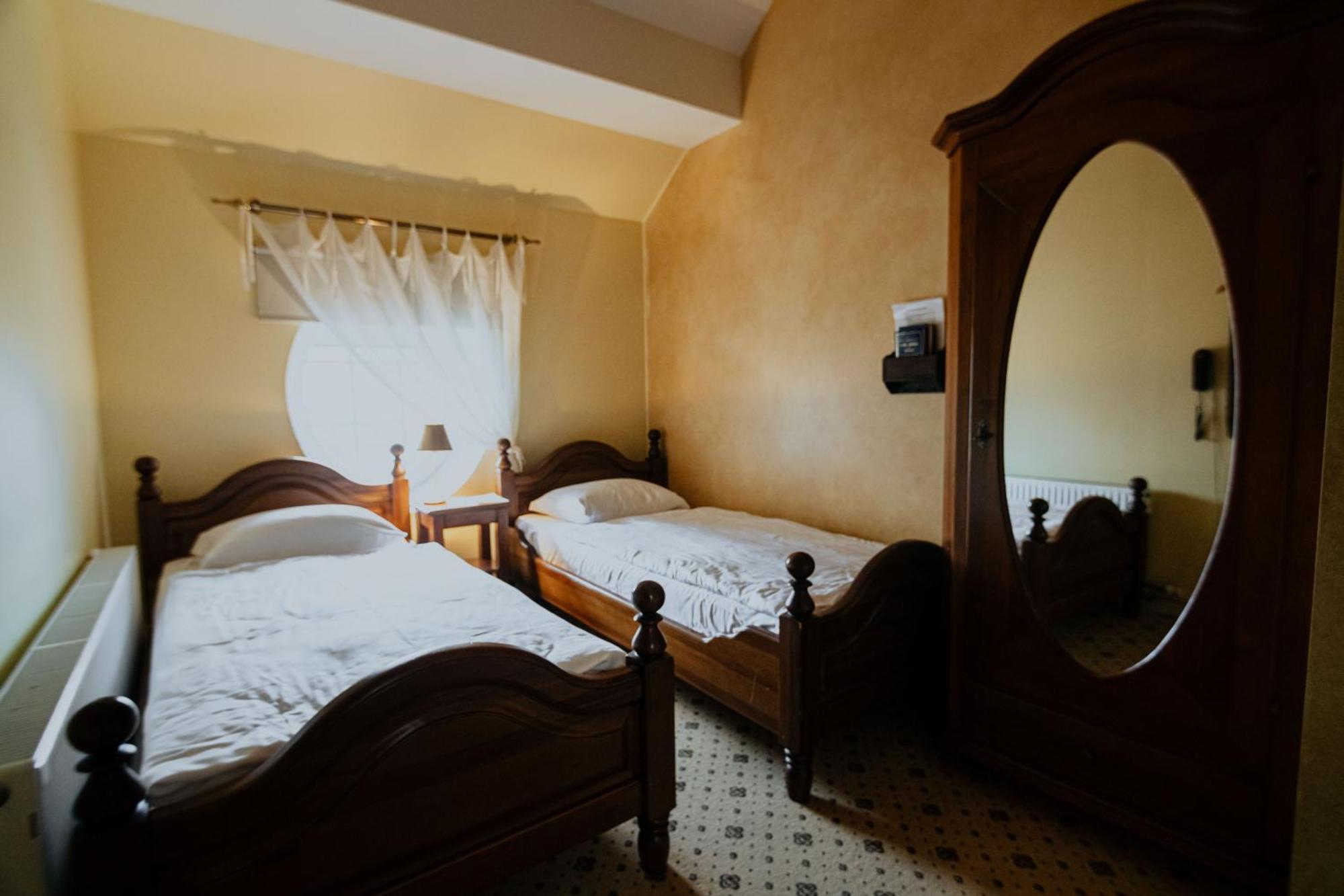 Piena muiža - Berghof Hotel&SPA Sieksate Kamer foto