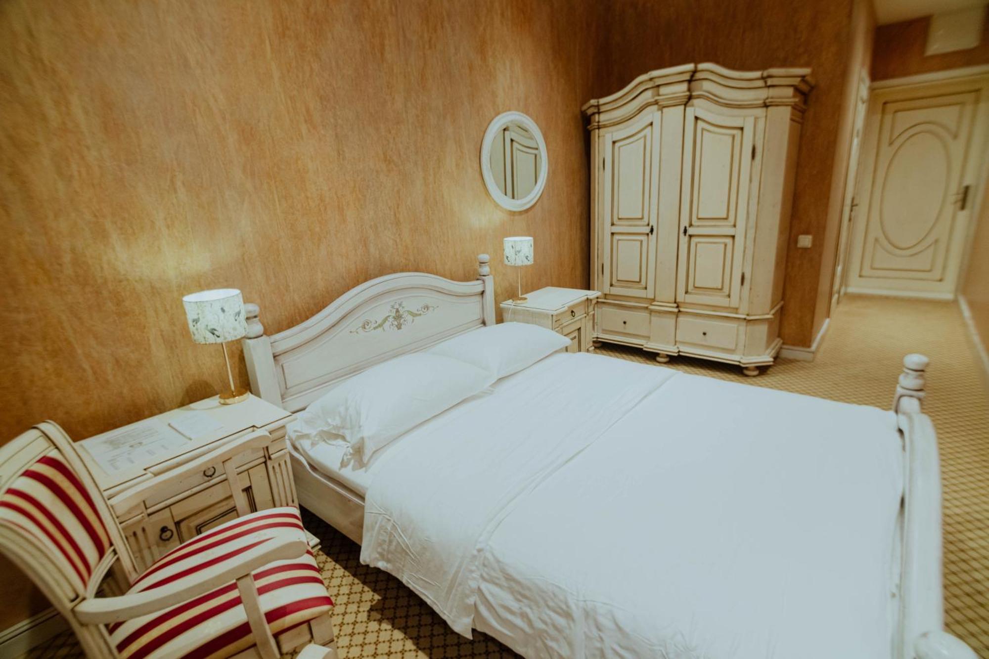 Piena muiža - Berghof Hotel&SPA Sieksate Kamer foto